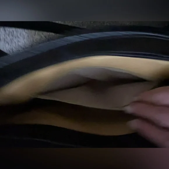 Vera Pelle Italian Handbag - Picture 5 of 16